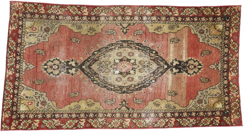 3’4” x 6’2” Vintage Sivas Rug