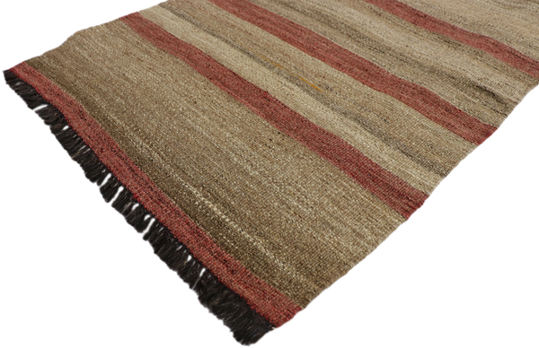2'2" x 3'7" Vintage Kilim Rug